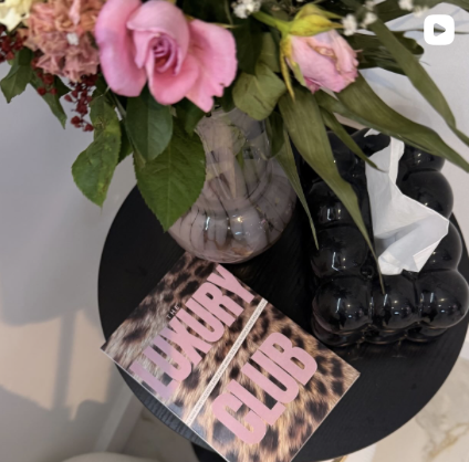 Univers Luxury Club MC Smoothing — Instagram officiel MC Smoothing, salon capillaire à Roquebrune-sur-Argens